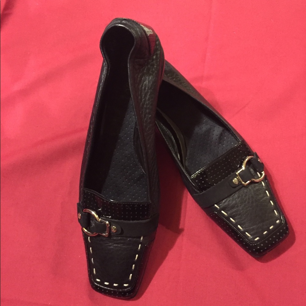 Cole Haan Nike Air Flats Size 6.5